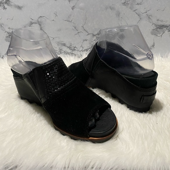 Sorel Wedges - Picture 3 of 7